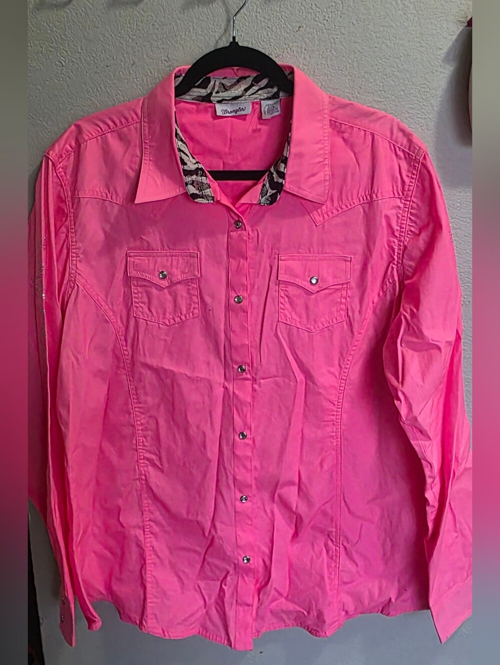 NEW Wrangler Hot Pink Western-Style Shirt / Women Cowgirls Size XXL